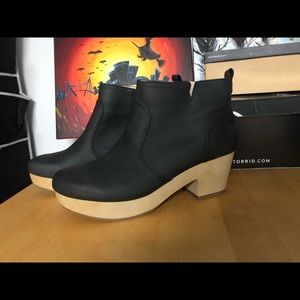 Modern boots